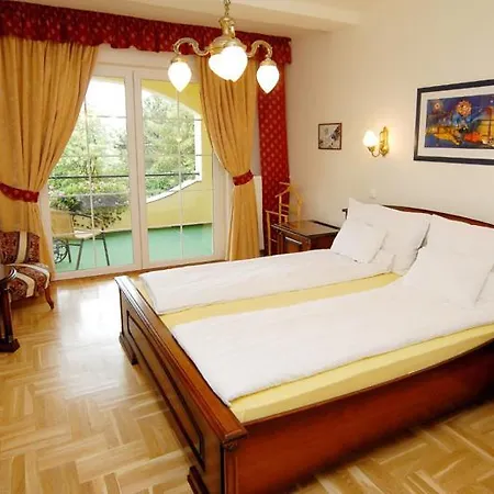 Panoráma 3*